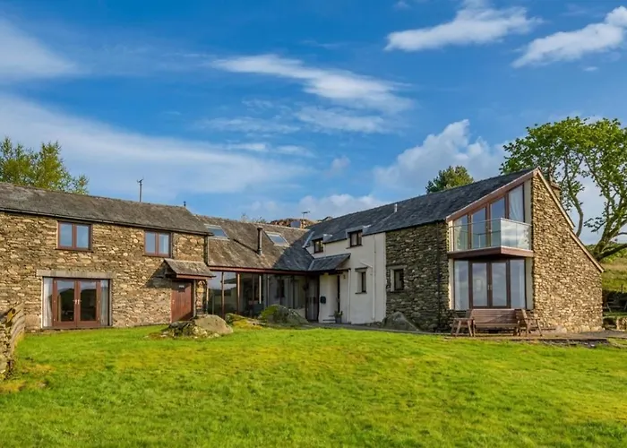 foto di Spacious Barn Conversion 4 Bedroom Hot Tub - Pass The Keys Seathwaite