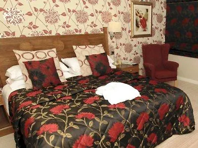 Crooklands Hotel photo